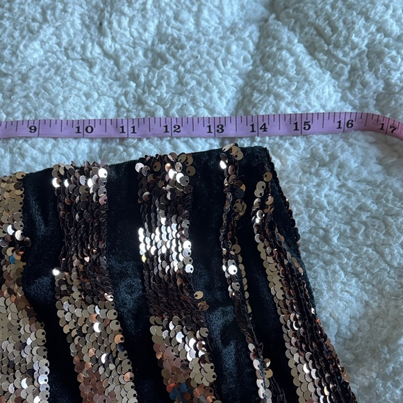 Forever 21 Black and Gold Sequin Maxi Skirt and Halter Top - Picture 9 of 10
